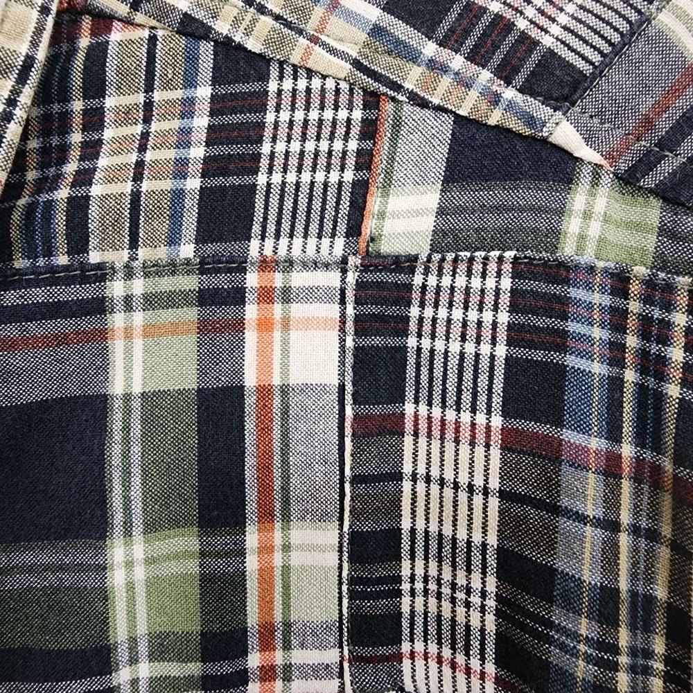 Izod Patchwork Short Sleeve Button Down Shirt Men… - image 6